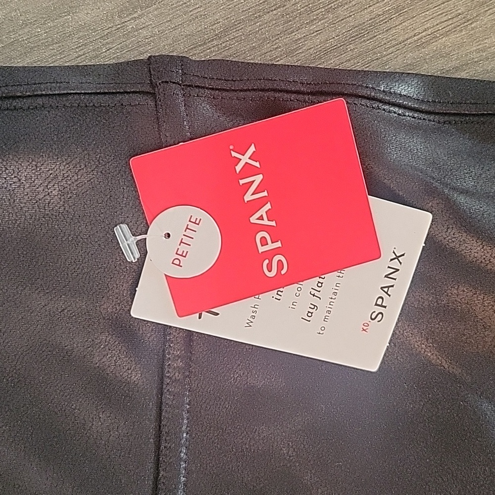 NWT 1x Spanx petite faux leather leggings